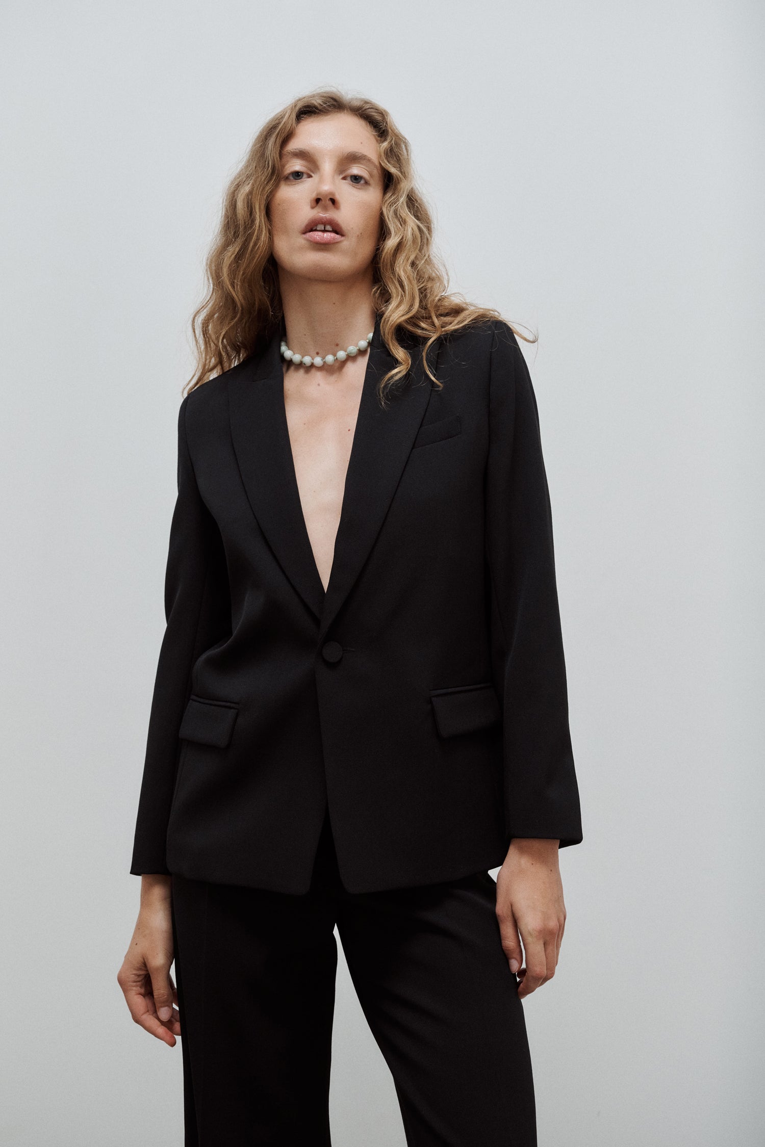 veste blazer Lauren Gabardine noire made in France par Facettes Studio
