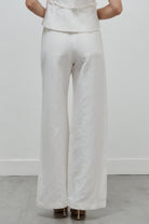 pantalon de tailleur femme toile de lin et soie blanc cassé Made in France par Facettes Studio