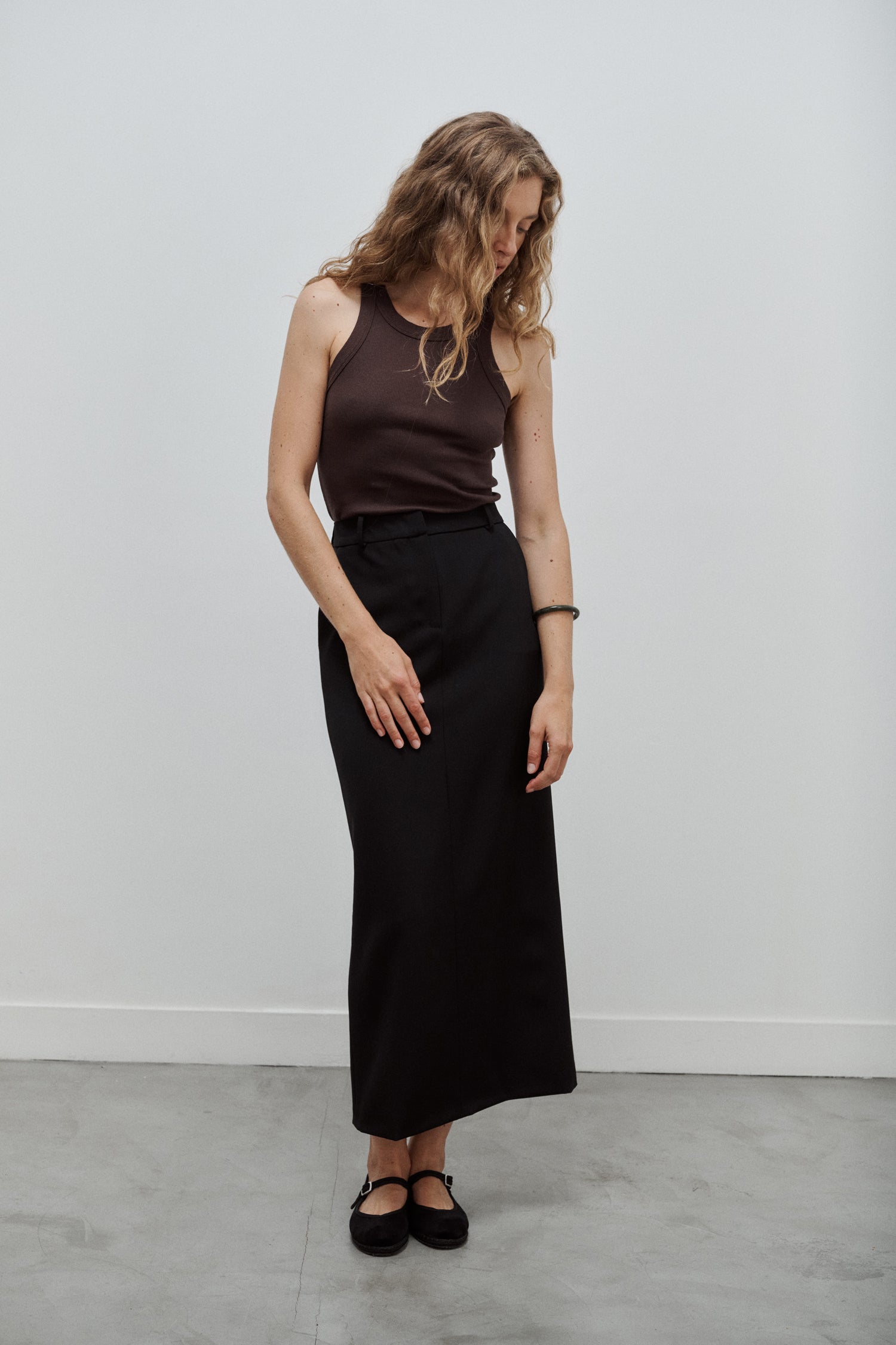 jupe longue tailleur en gabardine de laine noire Made in France par Facettes Studio